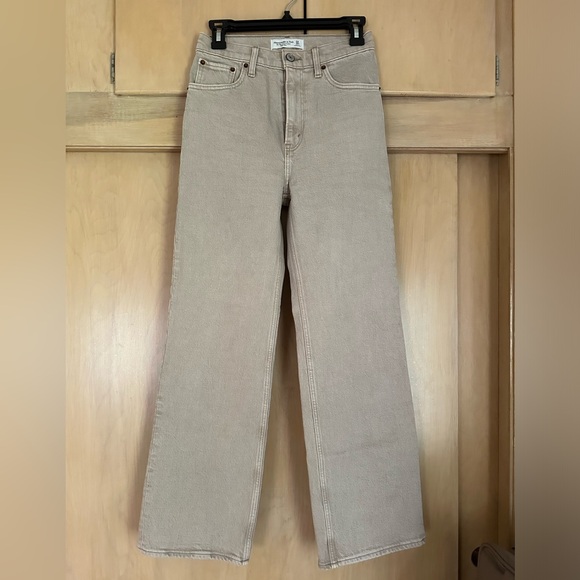 Abercrombie & Fitch Denim - Abercrombie High Rise 90s Relaxed Jeans